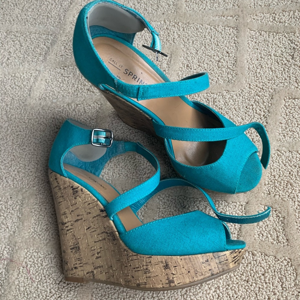 Call it spring teal wedges
